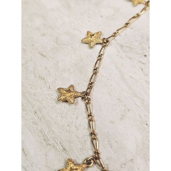 🔥$5/$25 Gold tone Star Charm Necklace - Picture 4 of 6